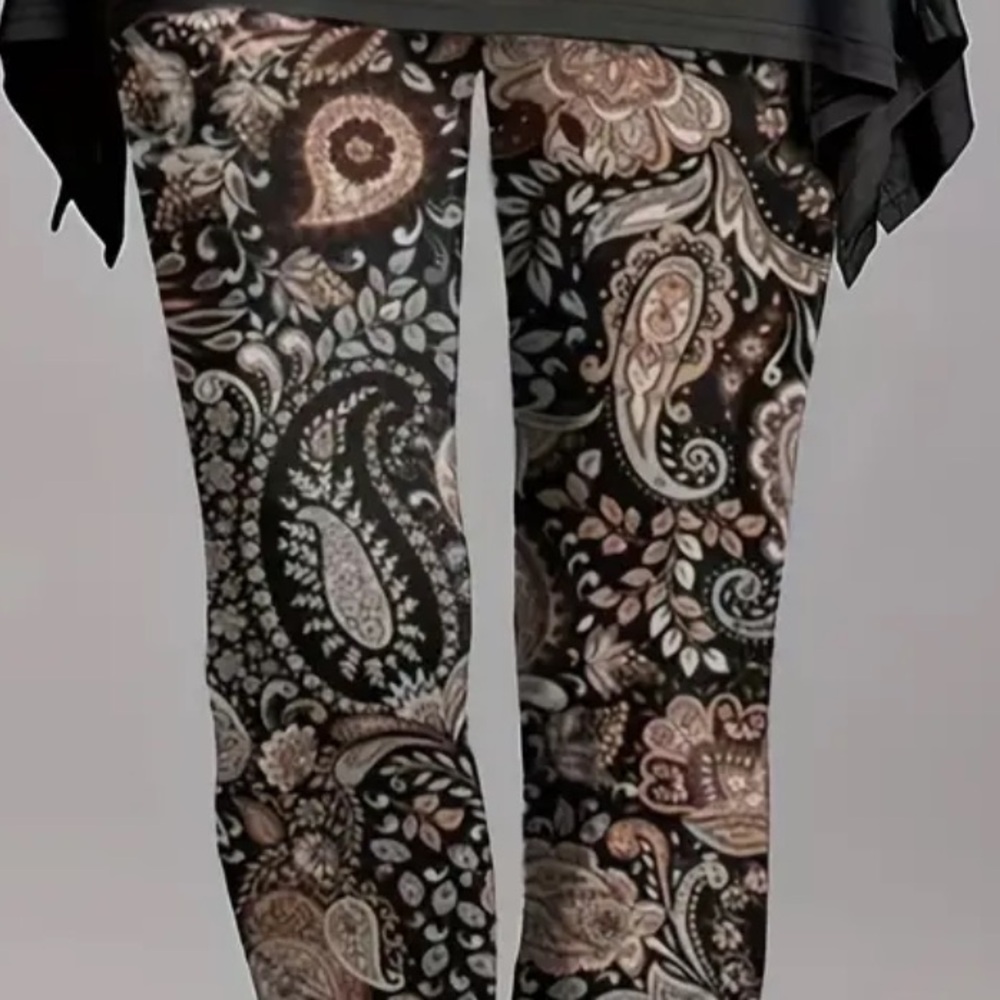 Boho Paisley Print Skinny Leggings - Picture 8 of 9
